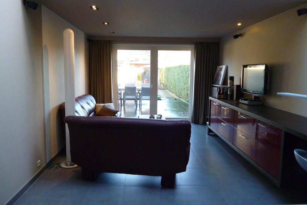 Su'Ro Bed And Breakfast เกนต์ ภายนอก รูปภาพ
